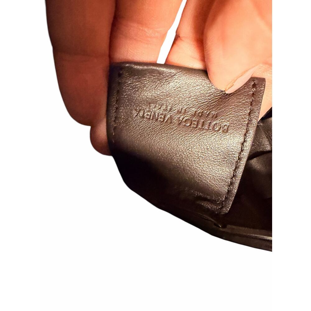 Bottega Veneta NWOT Medium Campana Intrecciato Leather Shoulder Bag in Fondant - Picture 15 of 15
